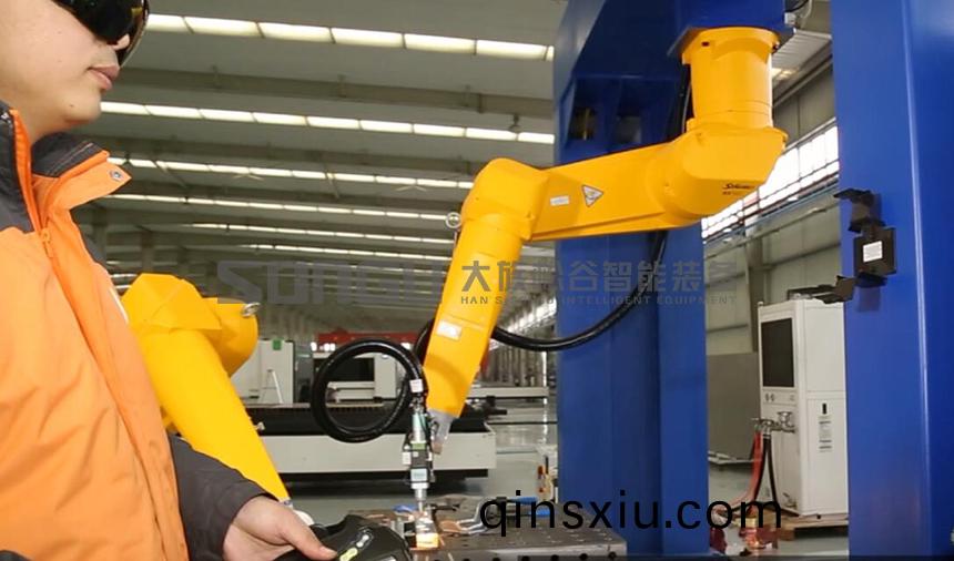 中國激光銲接設備,優質(zhi)中國(guo)激光(guang)銲接設(she)備, 中(zhong)國激光銲接機